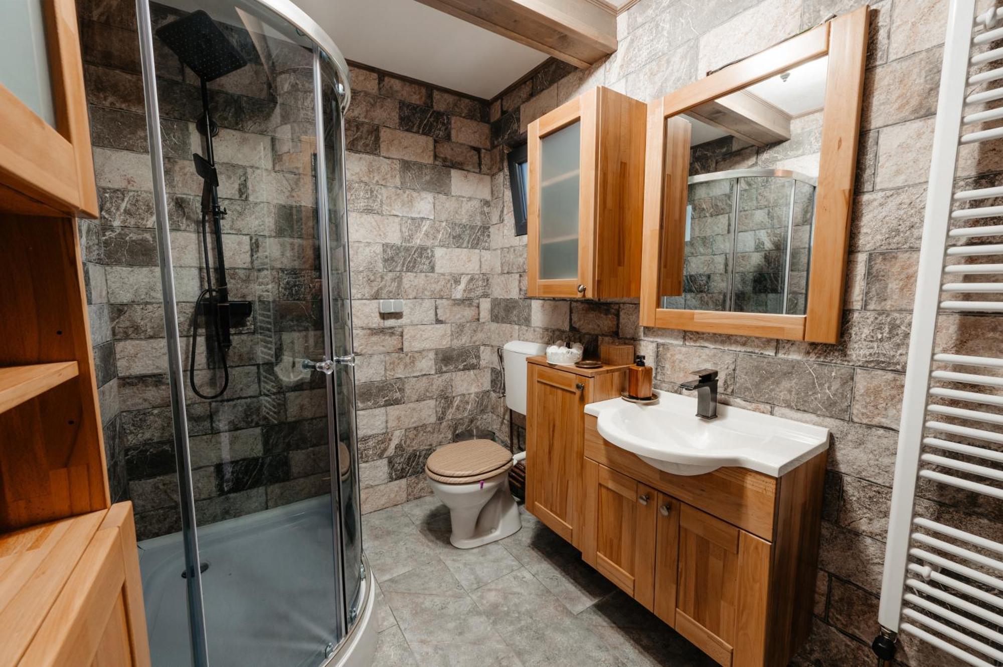 Moonlake Chalet Gainesti Exterior photo