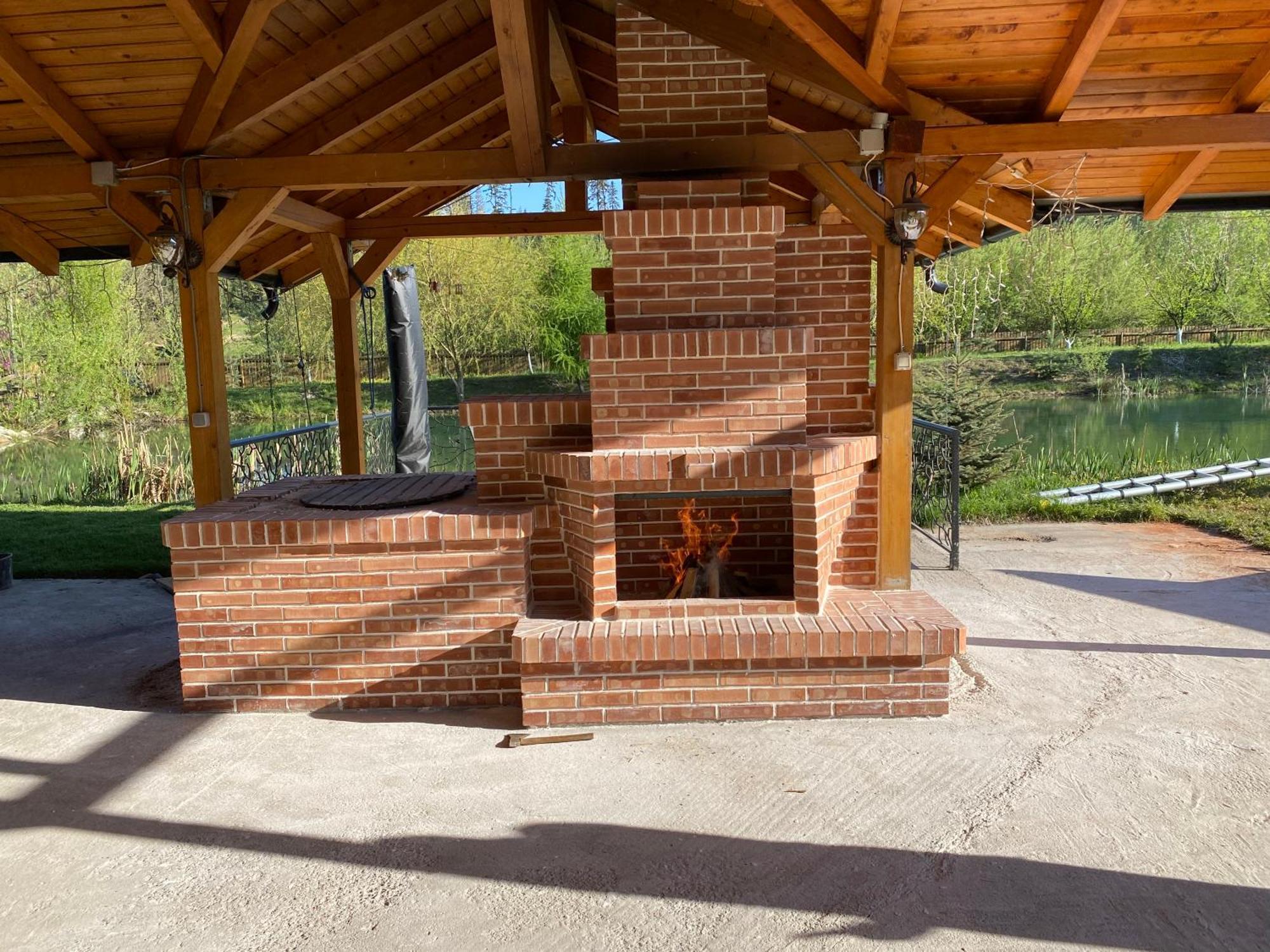Moonlake Chalet Gainesti Exterior photo