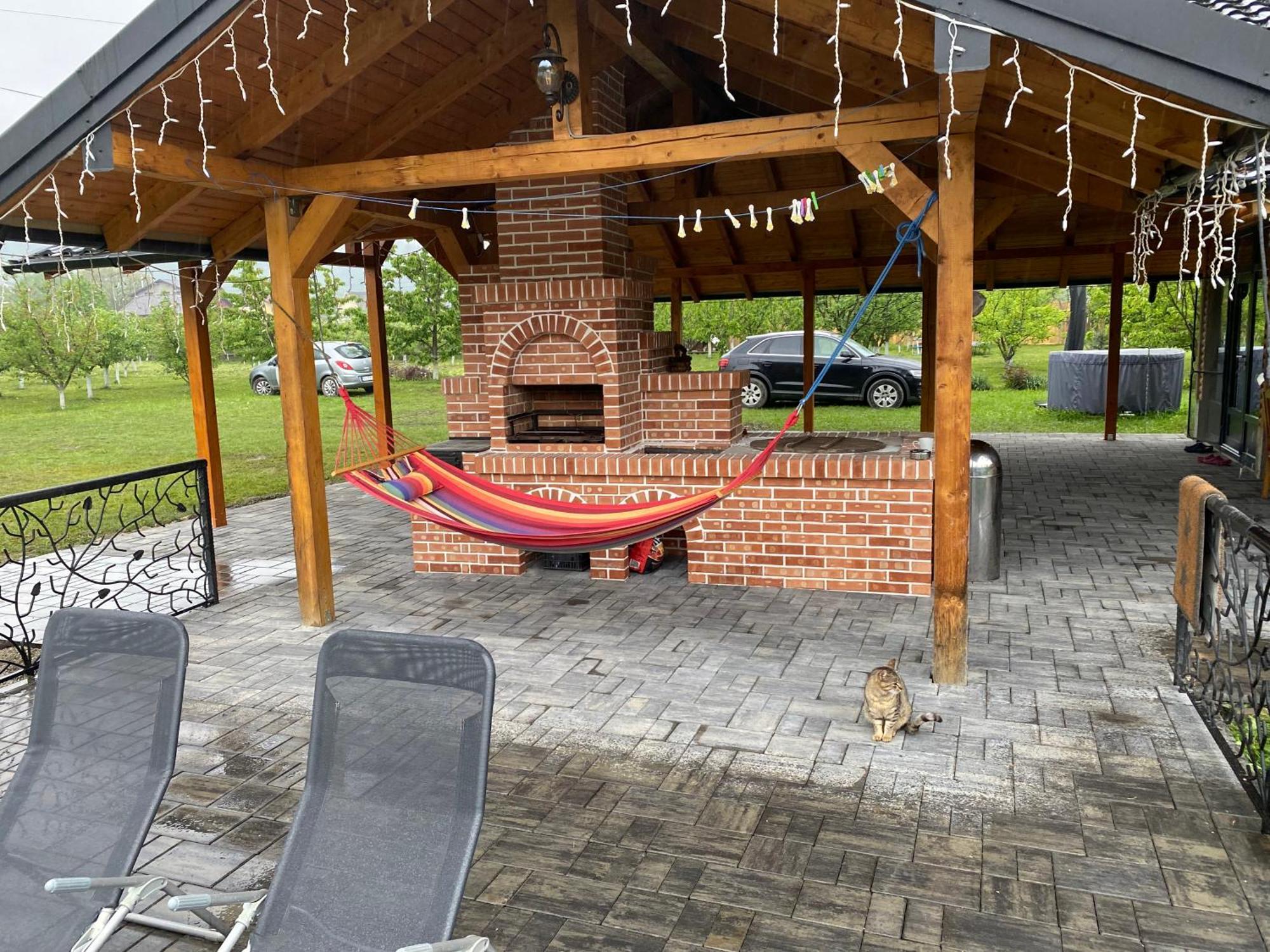 Moonlake Chalet Gainesti Exterior photo